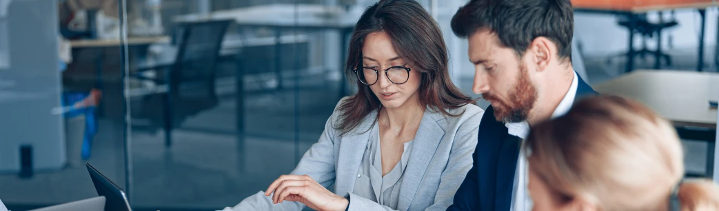 Crear una empresa en Dubai frente a los EE.UU.: ventajas y retos