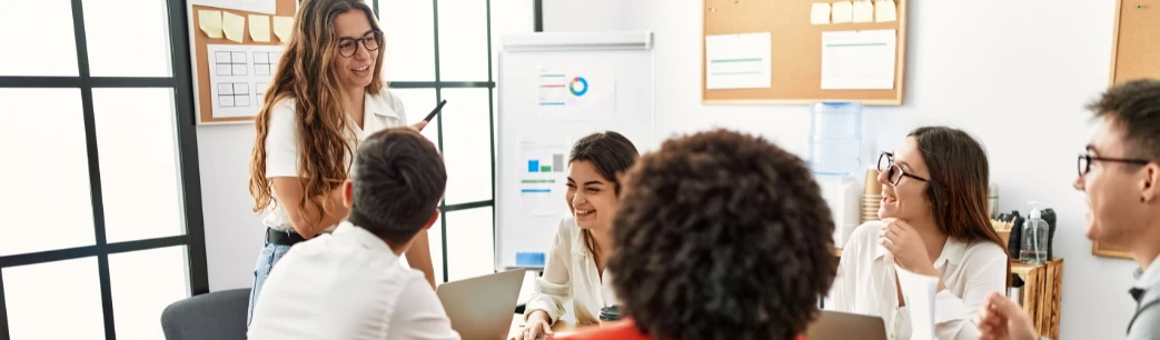 Influencers de Altos Ingresos: ¿Corporación o LLC?