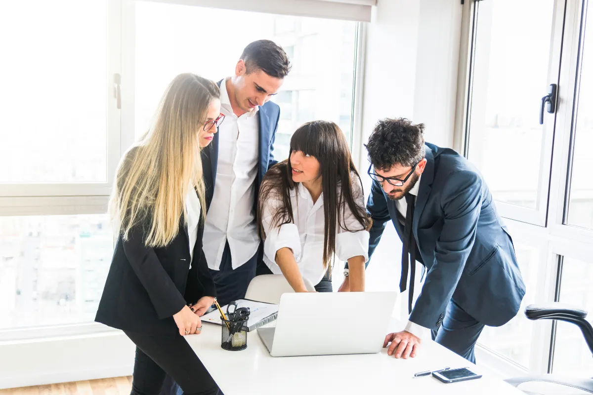 ventajas de crear una empresa en estados unidos frente a dubai