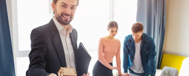 como abrir una empresa en estados unidos para comprar una propiedad de real estate