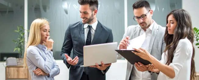 emprendedores felices por conocer los principales cambios del sales tax en eeuu